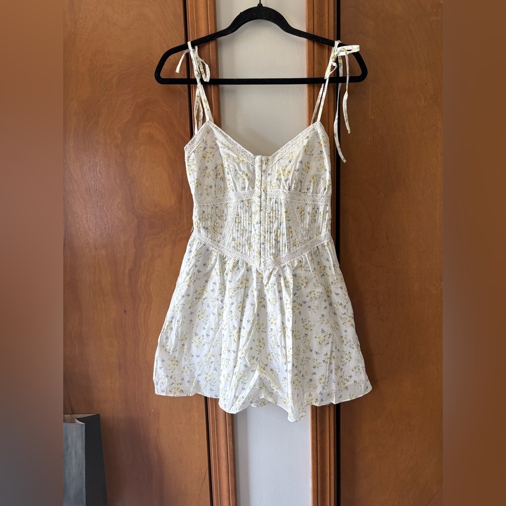 Forever 21 White Floral Tie-Shoulder Camisole Romper